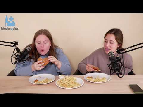 010 - Karten auf den Tisch Mukbang Edition